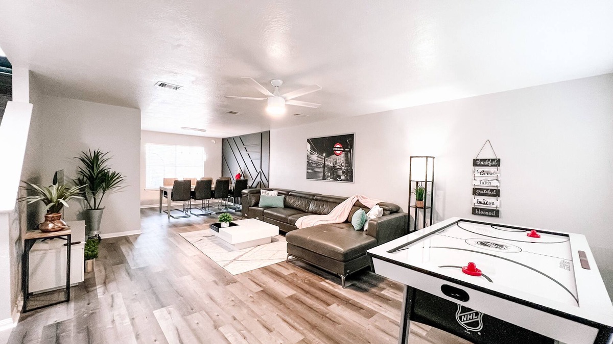 Clodine House | Beautiful/Spacious house
