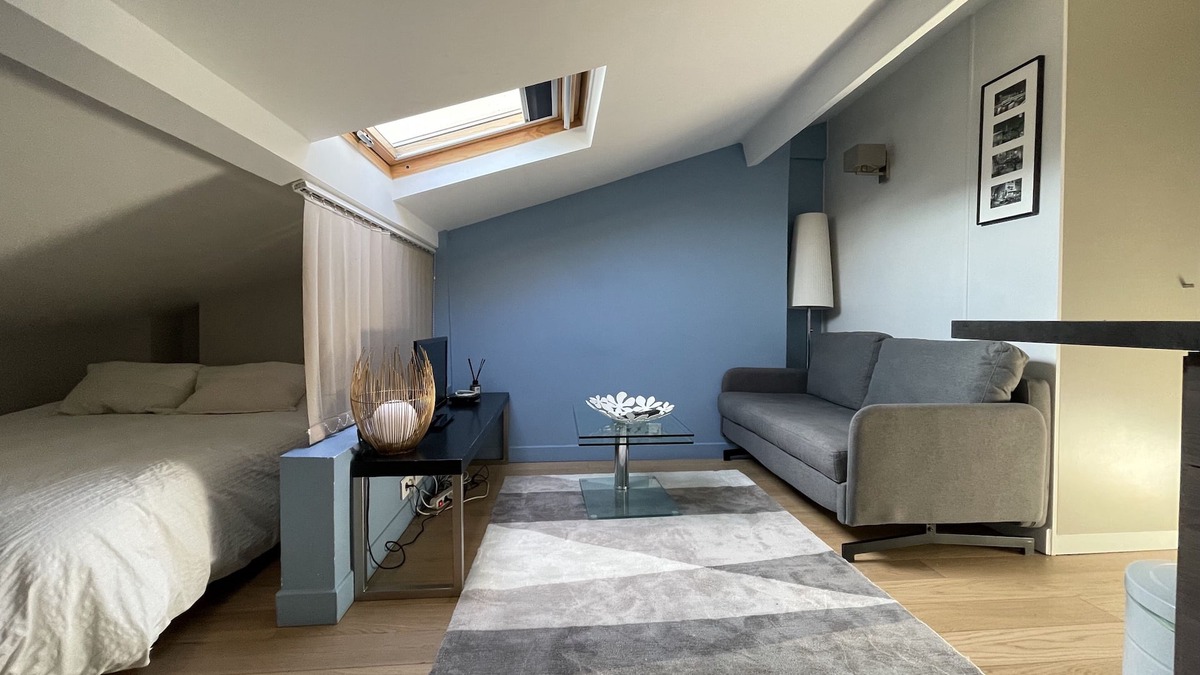 Charonne Apartment | Beautiful Studio of 18 m² at the center of Paris Place de la Nation and the Bois de Vincennes