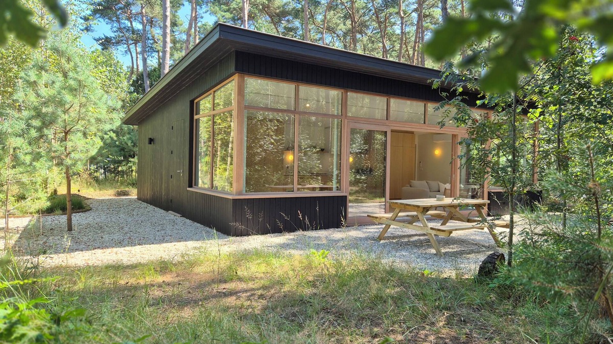 Lille House | Beautiful stylish bungalow with 2000 m2 of private forest in the Flemish Kempen