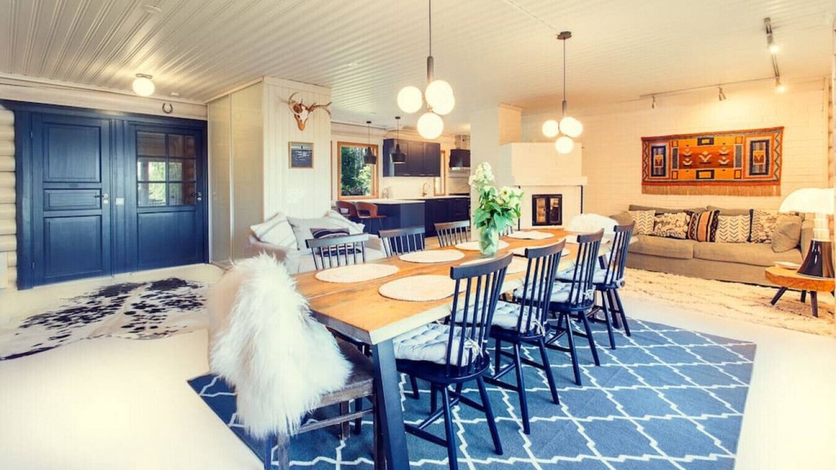 Vihti Villa | Beautiful & Stylish Lakeside Oasis ~ Scenic Garden