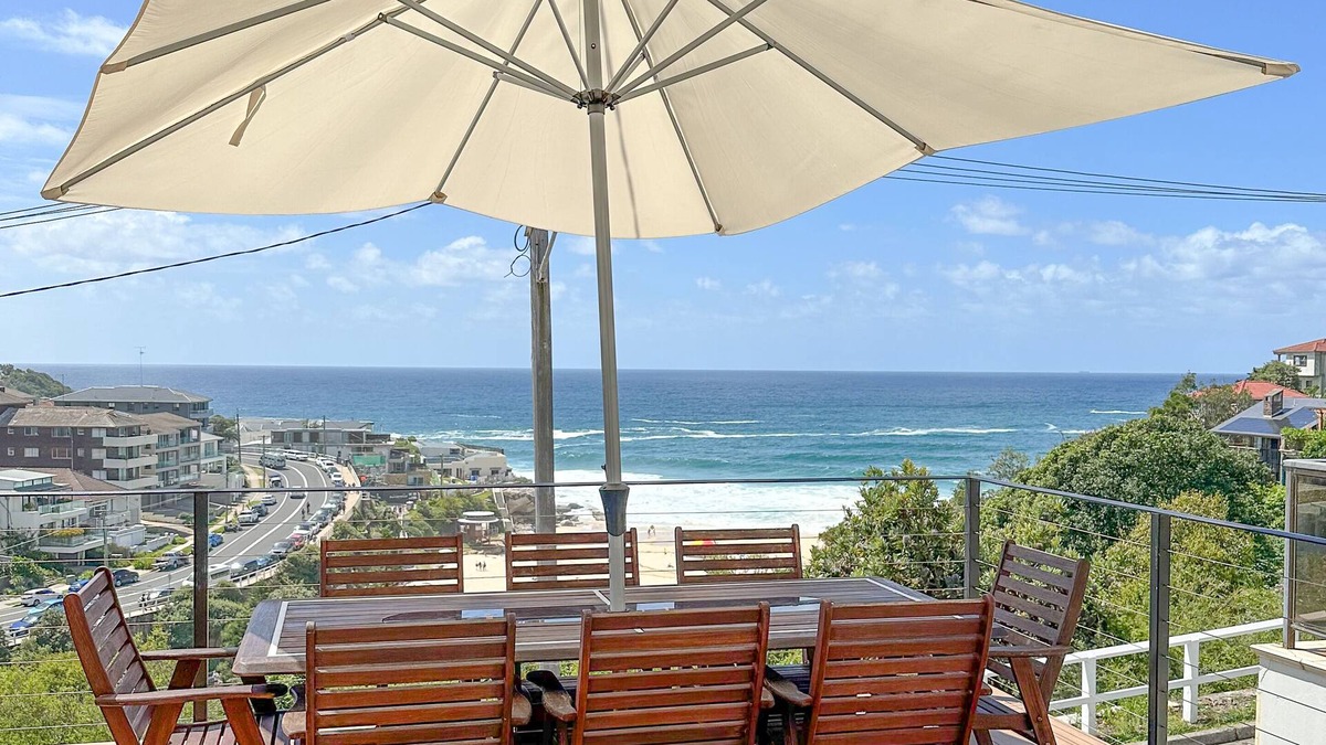Bronte House | Beautiful & stylish Tamarama home with front row Surf views at your doorstep!