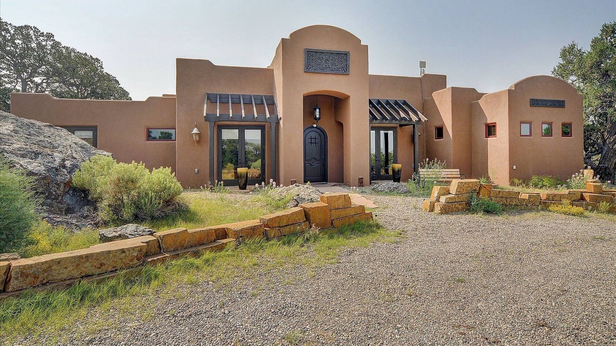 Baca Grande House | Beautiful SW Style Home Near Great Sand Dunes, Hot Springs, Hiking