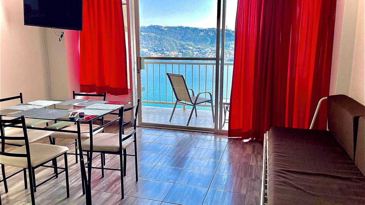 Club Deportivo Apartment | Beautiful Twin Towers Suite