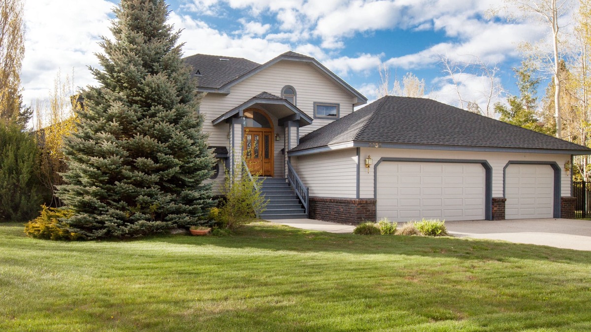 Tahoe Keys House | Beautiful, Tahoe Keys Home- Winter Specials close to 3 major Tahoe ski resorts.