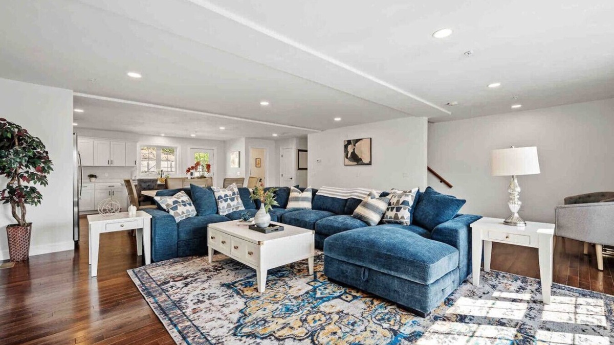 Worcester House | Beautiful Three Bedroom Luxury Townhouse