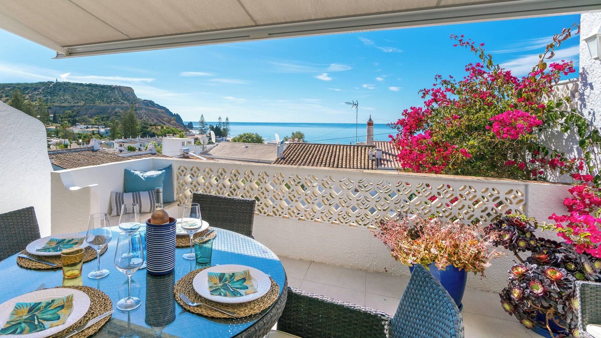 Praia da Luz House | Beautiful townhouse, beach 300m, tastefully renovated, stunning sea views.