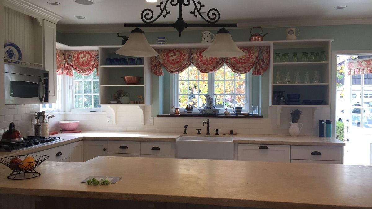 Altadena House | Beautiful & Tranquil Tudor Revival Home (1925) In Coveted Pasadena Neighborhood