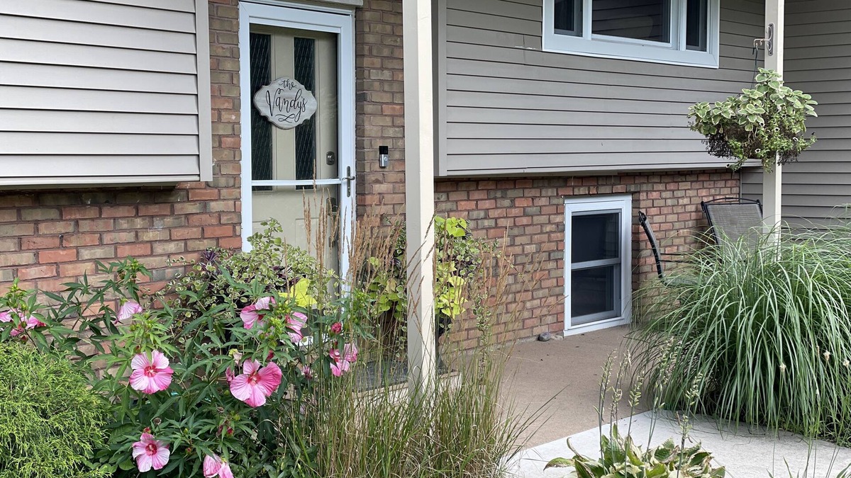 Traverse City House | Beautiful Traverse City home - 8 min to the Beach