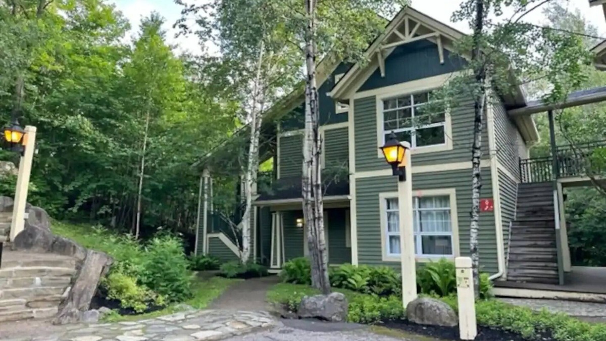 Mont-Tremblant Condo | Beautiful two bedroom condo at Tremblant Les eaux