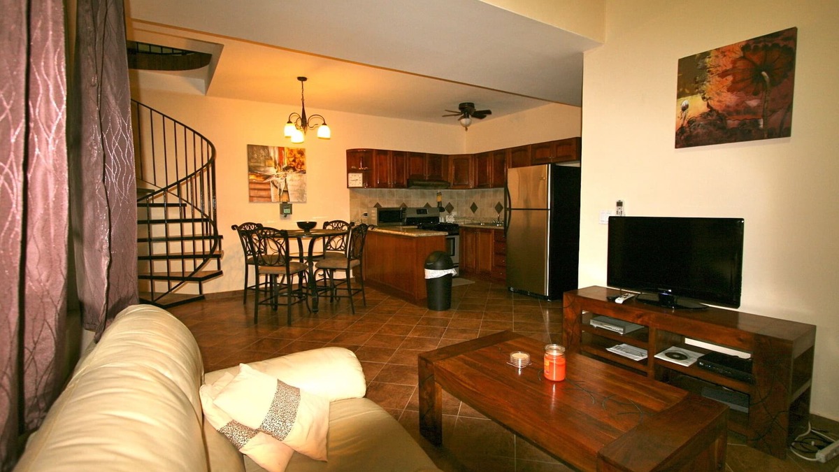 Pajonal House | Beautiful Two Bedroom In Gated Community SPECIAL RATES FOR MONTHLY!