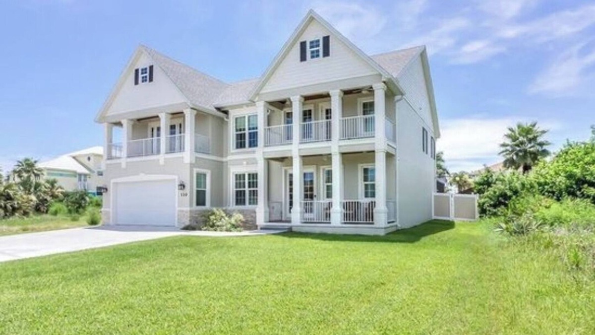 Avalon by the Sea House | Beautiful two-story single family beach home with a private pool and ocean views