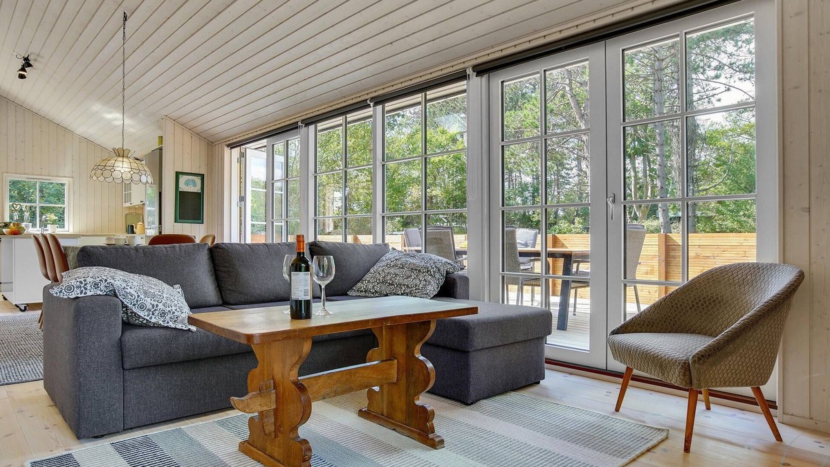Borre House | Beautiful vacation home on the beach at Råbylille on Møn.