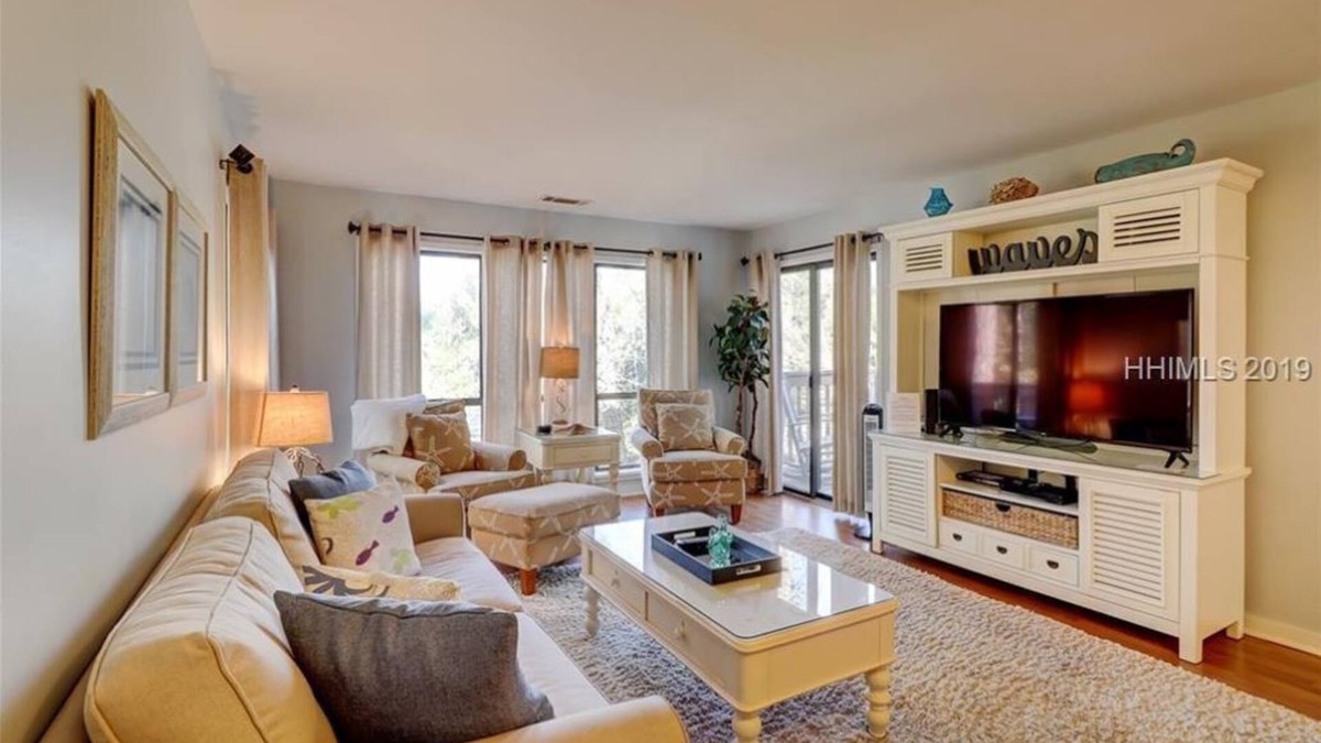 Palmetto Dunes Villa | Beautiful Villa steps from the beach, golfing, restaurants, and much more!