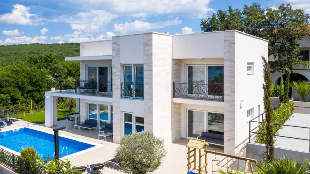 Klimno Villa | Beautiful Vila Zarra with pool in Otok Krk