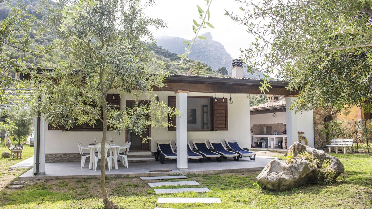 Perdepera Villa | Beautiful villa 300 meters from the sea