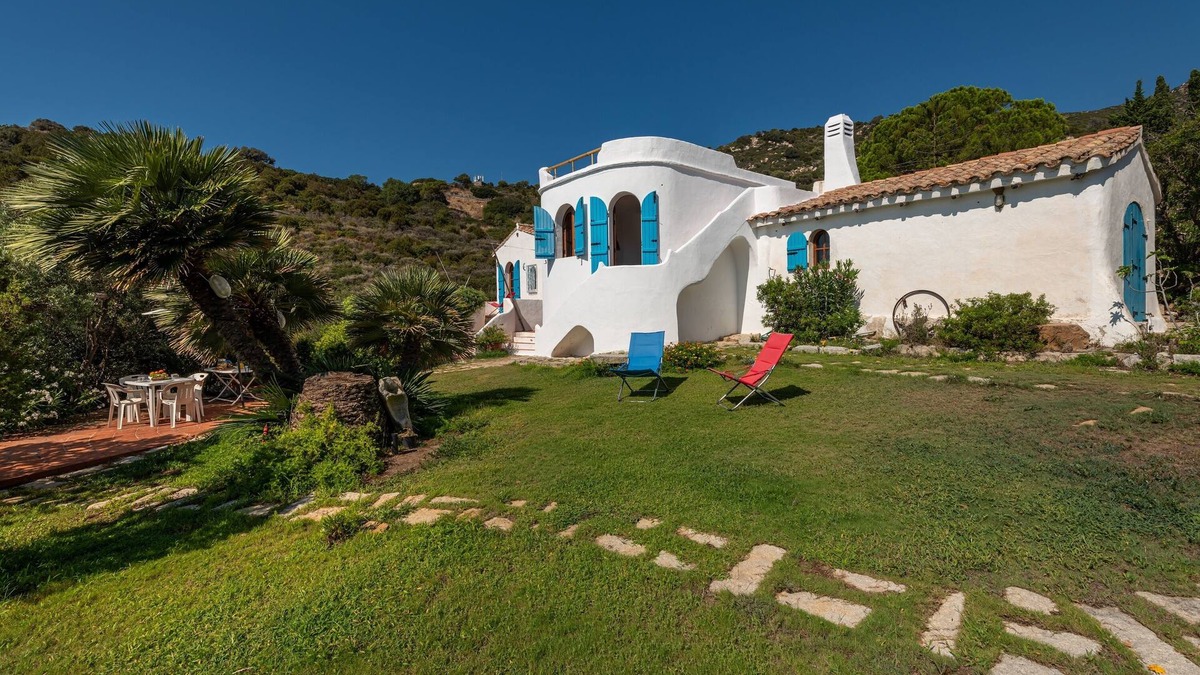 Villaggio Mandorli Villa | Beautiful Villa "Bentuestu" with Private Sea Access, Garden & Terraces