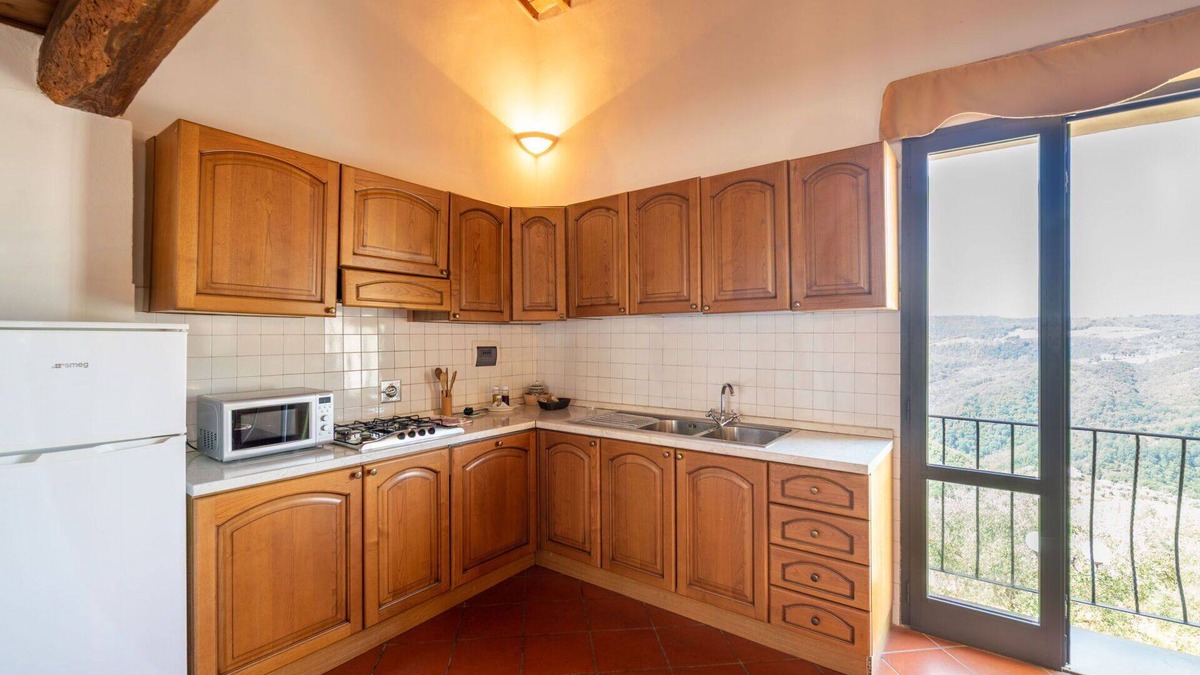 Montebonello House | Beautiful villa for 14 guests with WIFI, A/C, private pool, TV, pets allowed and panoramic view