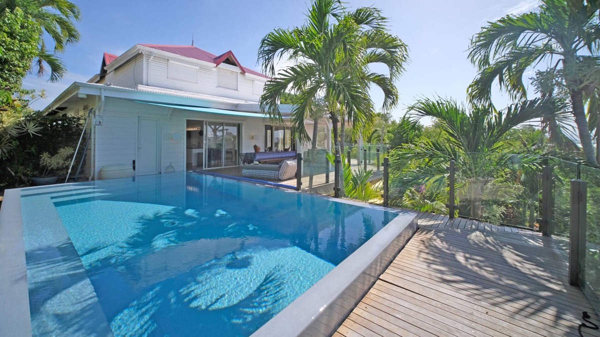Bas du Fort Villa | Beautiful Villa for 12, pool and jacuzzi with private pontoon on the Marina