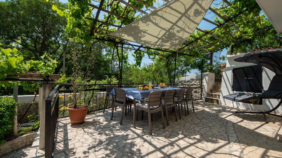 Tribalj House | Beautiful villa for 12 people with WIFI, A/C, TV and terrace