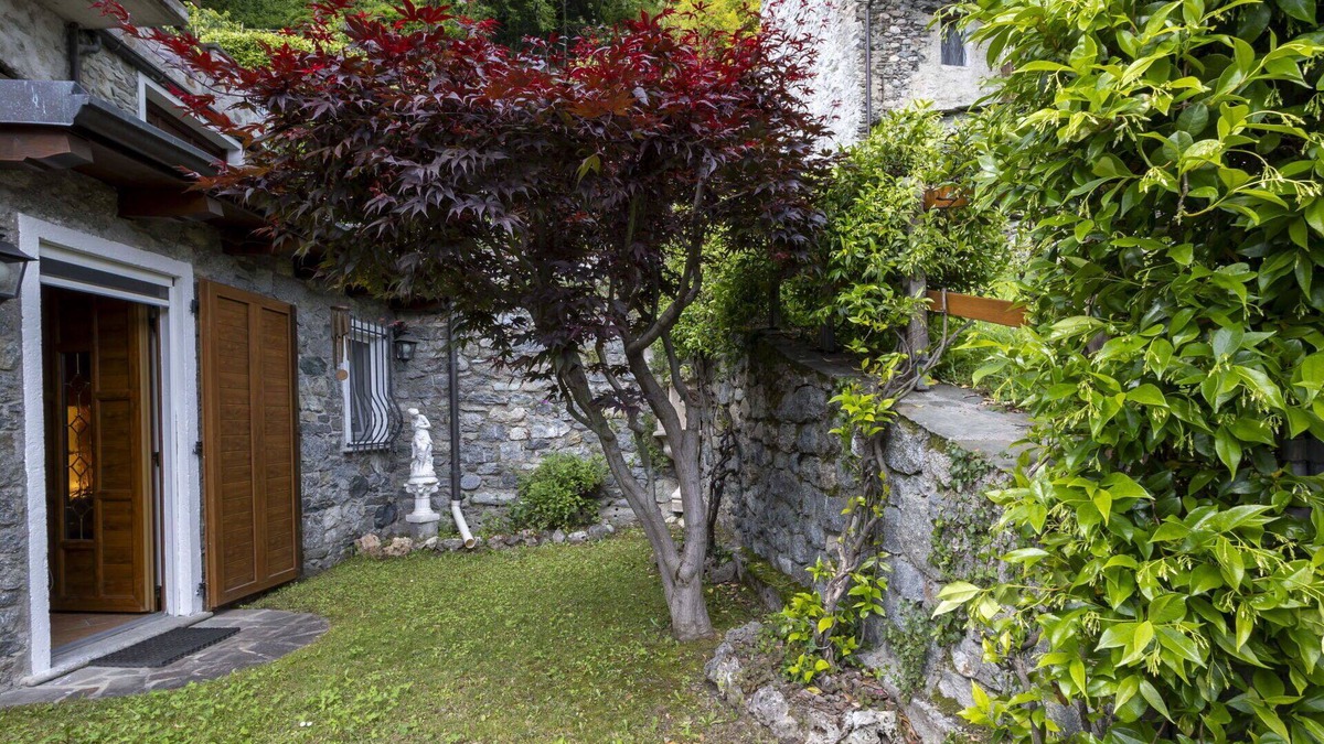 Traona House | Beautiful villa for 6 people with WIFI, TV, patio and pets allowed