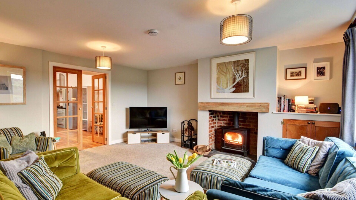 Summerbridge House | Beautiful villa for 8 guests with WIFI