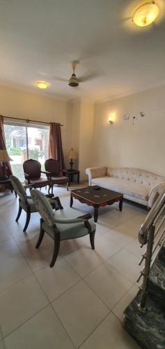 Karachi District Villa | Beautiful villa in bahia Town karachi