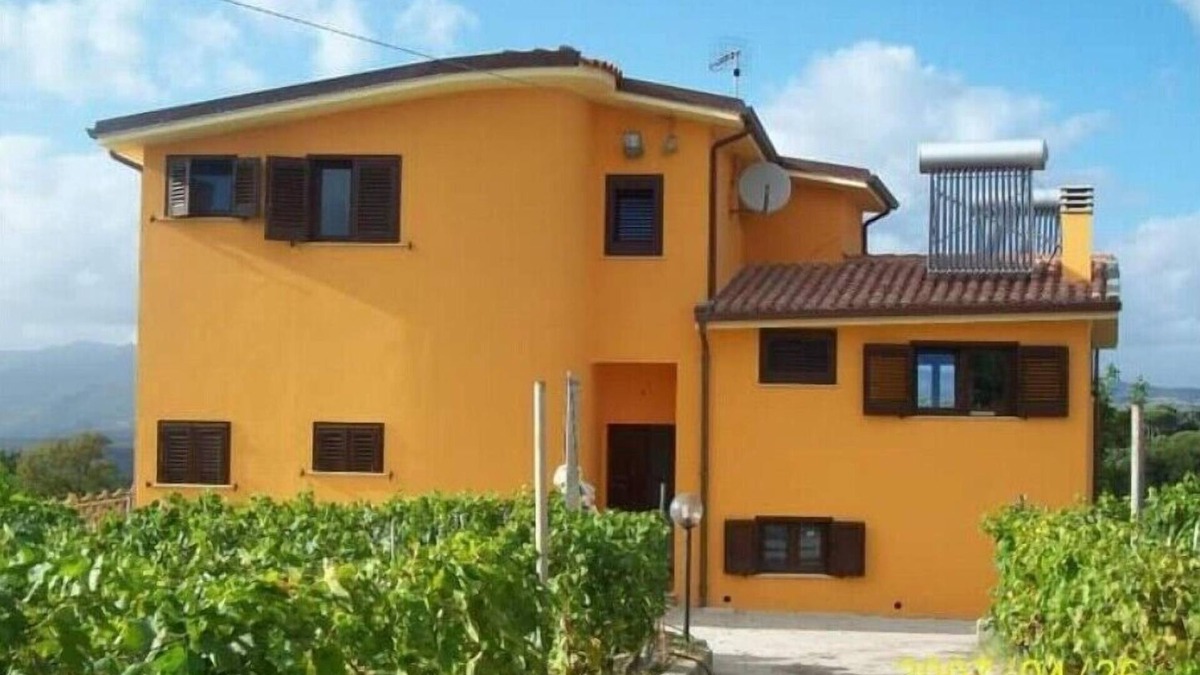 Bosa Apartment | Beautiful Villa in the Middle Vineyard #1