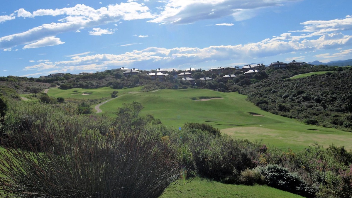 Knysna Villa | Beautiful villa in the Pezula Golf Estate with heated pool