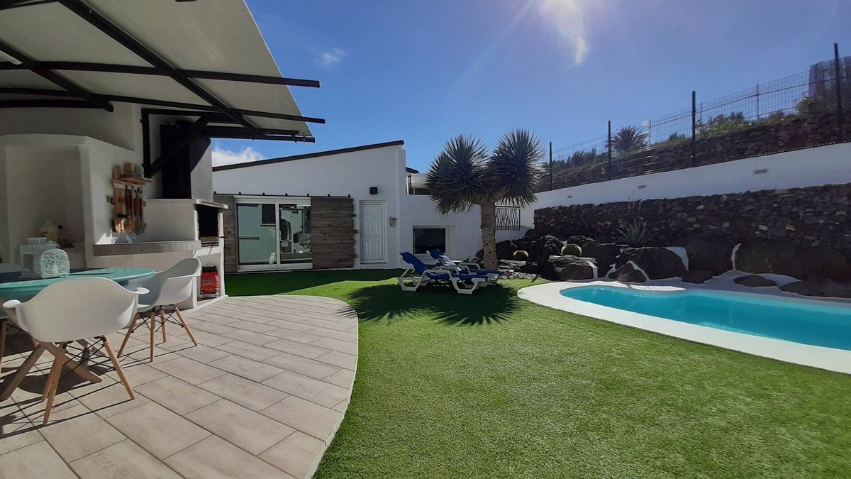 Ingenio Villa | Beautiful villa located in Ingenio, in the southeast of Gran Canaria.