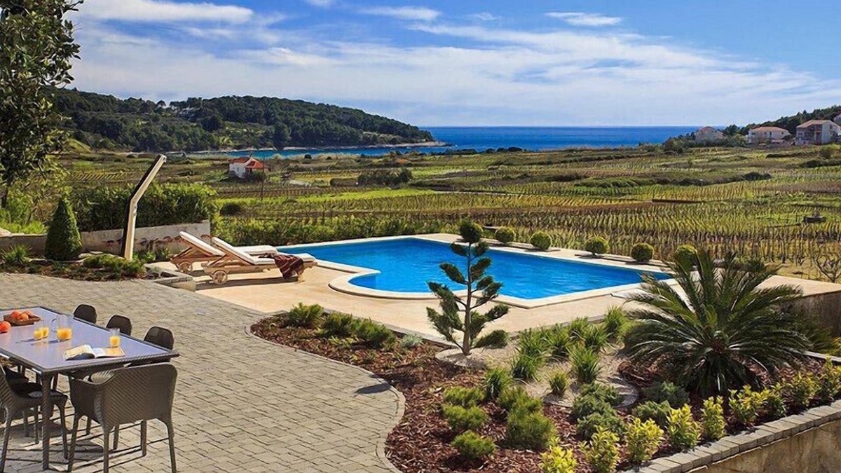 Lumbarda Villa | Beautiful Villa Mar, on the Island of Korcula
