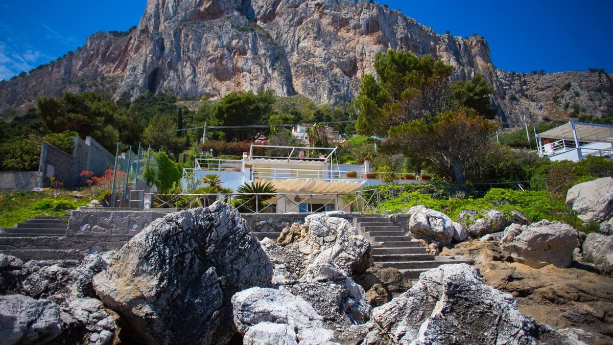 Palermo Villa | Beautiful villa on the sea with private access and direct to the sea, 20 mt. distance