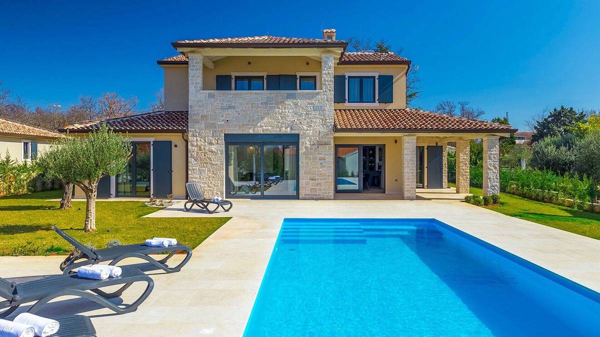 Kukci Villa | Beautiful Villa Una, in Istria, with a Pool