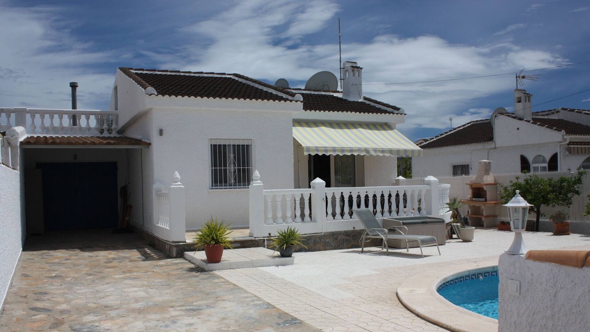 El Chaparral Villa | Beautiful villa with private pool and garden