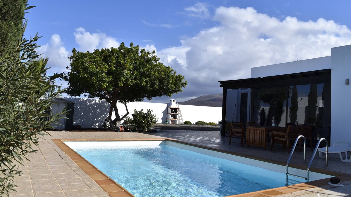 Playa Blanca Villa | Beautiful villa with private pool, secluded gardens and mountain views