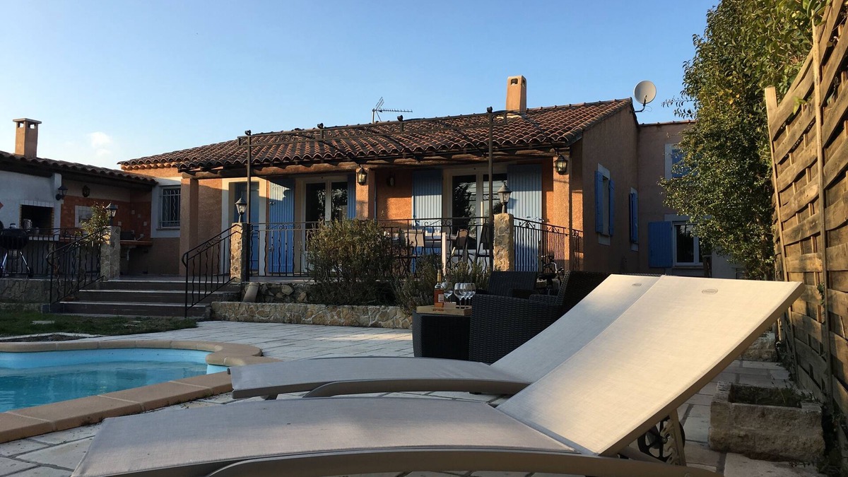 Pujaut House | Beautiful villa with swimming pool on the outskirts of Avignon