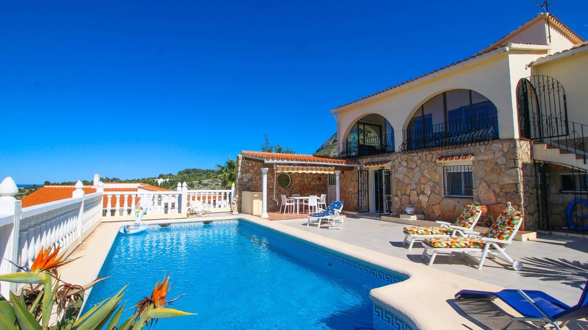 Denia Villa | Beautiful villa with views Tosal Gros EH