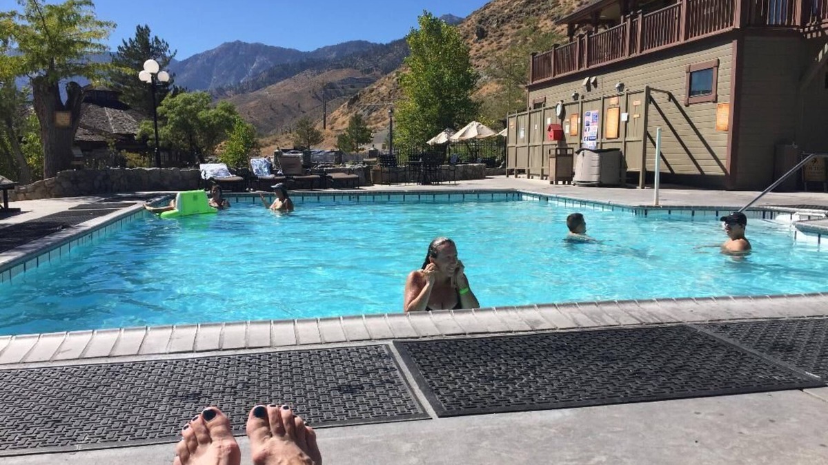 Genoa Resort | Beautiful Walleys Hotsprings Getaway! One bedroom Sleeps 4 Avail: 9/17-9/21