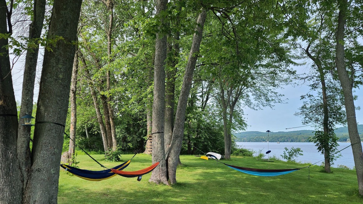 Plantagenet Cottage | Beautiful Waterfront Cottage on Ottawa River