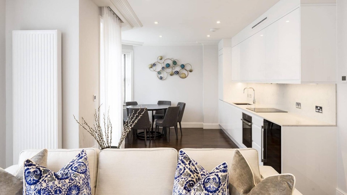 Ravenscourt Park Apartment | Beautiful West London 3 bed Apartment