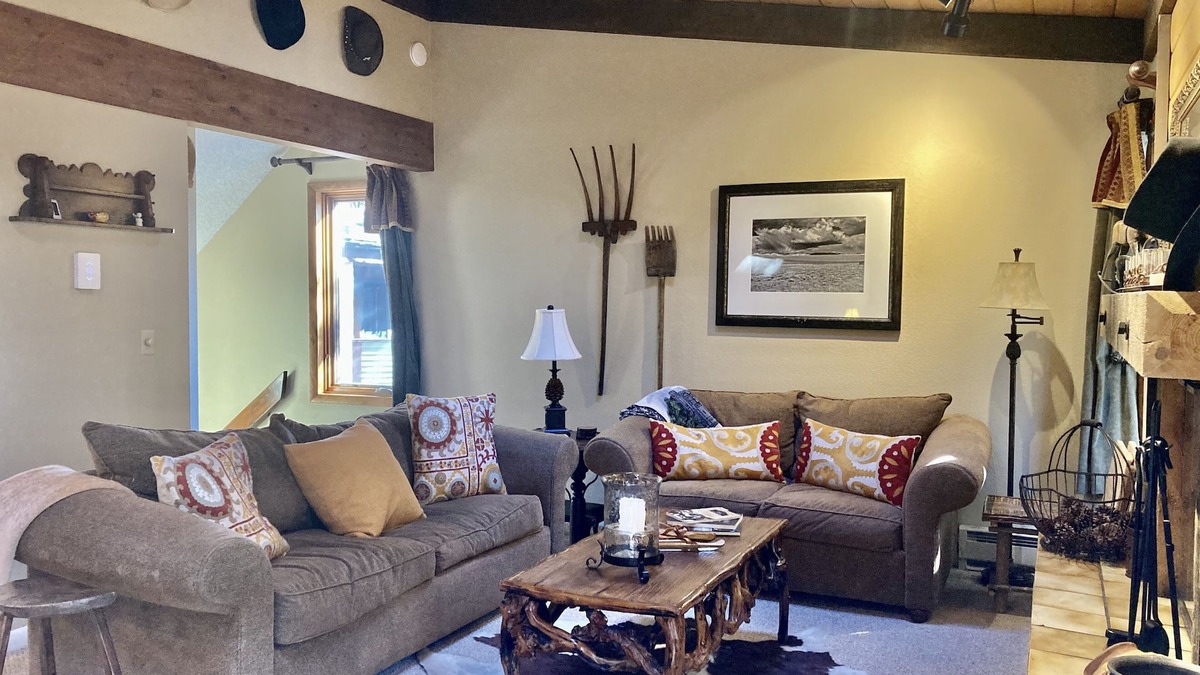 Intermountain House | BEAUTIFUL WEST VAIL TOWNHOME