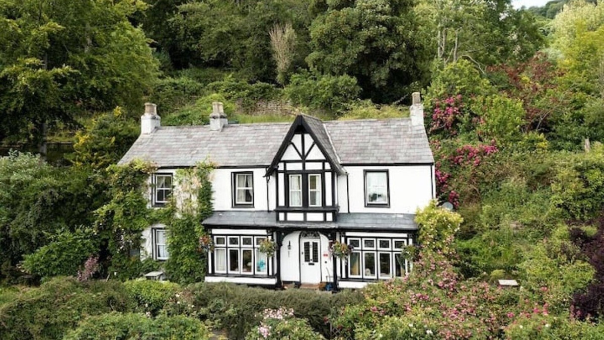 Tintern Cottage | Beautiful Wye Valley Riverview