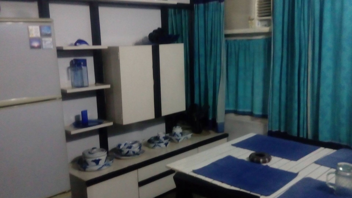 Kolkata Apartment | Beautifully designed and maintained apt at the top floor of a 3 storied building