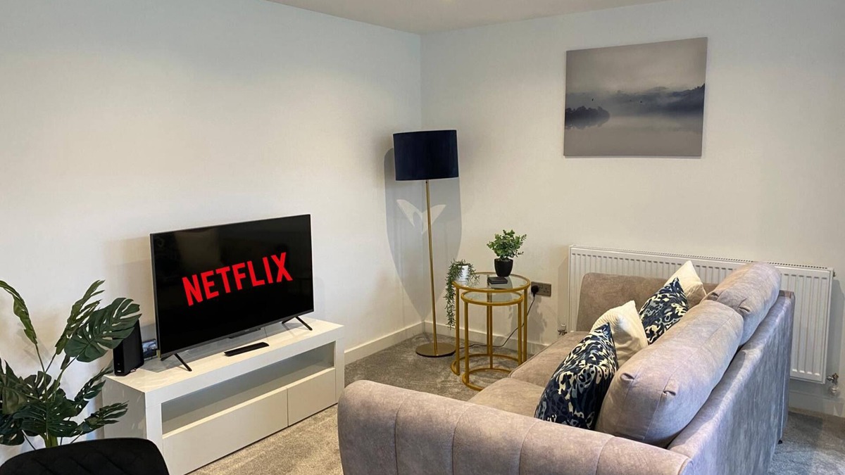 Worksop House | Beautifully Modern 2 Bedroom Townhouse