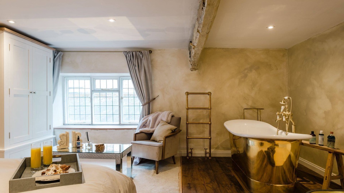 Burford Cottage | Beautifully presented dog friendly - College Cottage