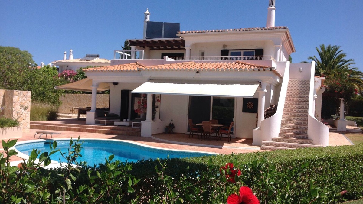 Carvoeiro Villa | Beautifully renovated villa with sea view on exclusive location