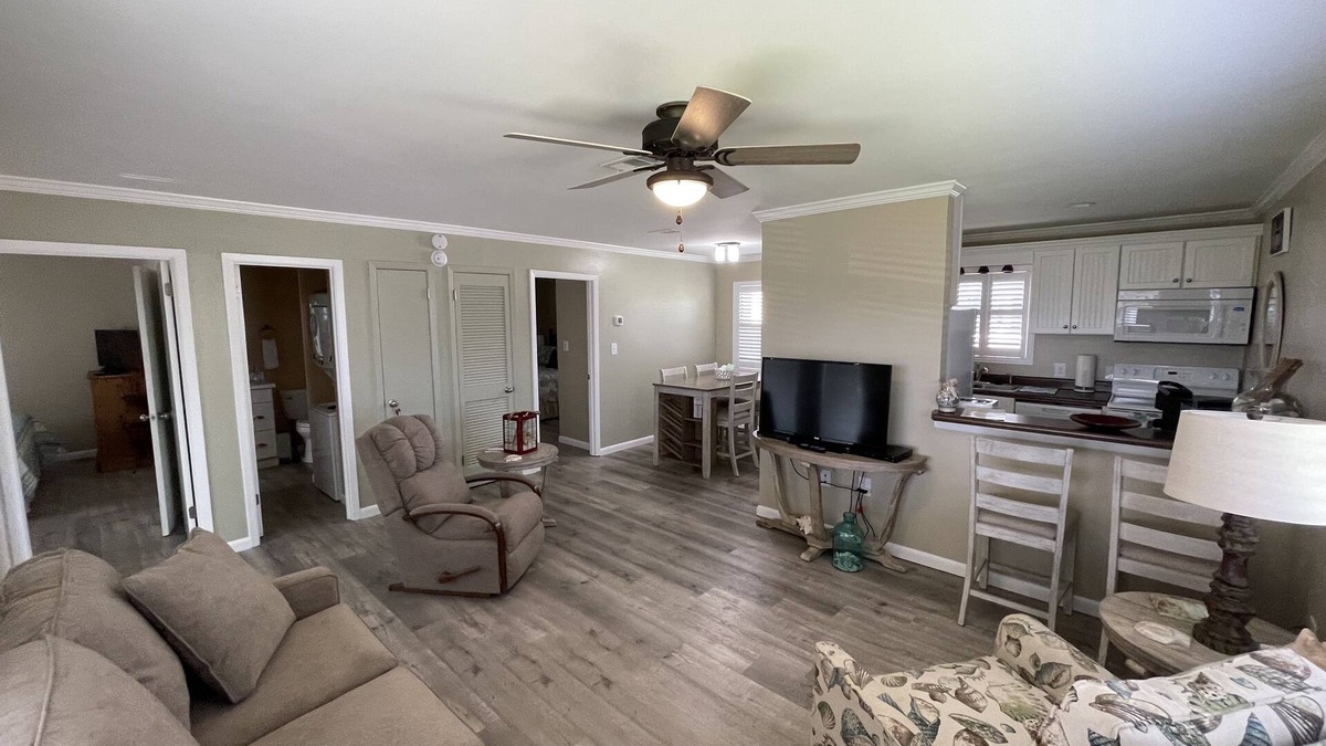 Gulf Shores Condo | Beautifully Remodeled! Affordable! 2 BR/2BA Cottage, A Great Vacation Spot!