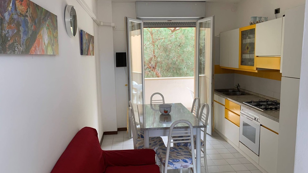 Rosapineta Apartment | Beautifully renovated flat with shared pool