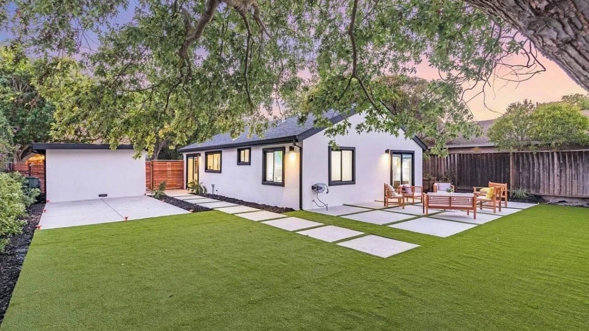 Willow Glen House | Beautifully renovated home in Palo Alto