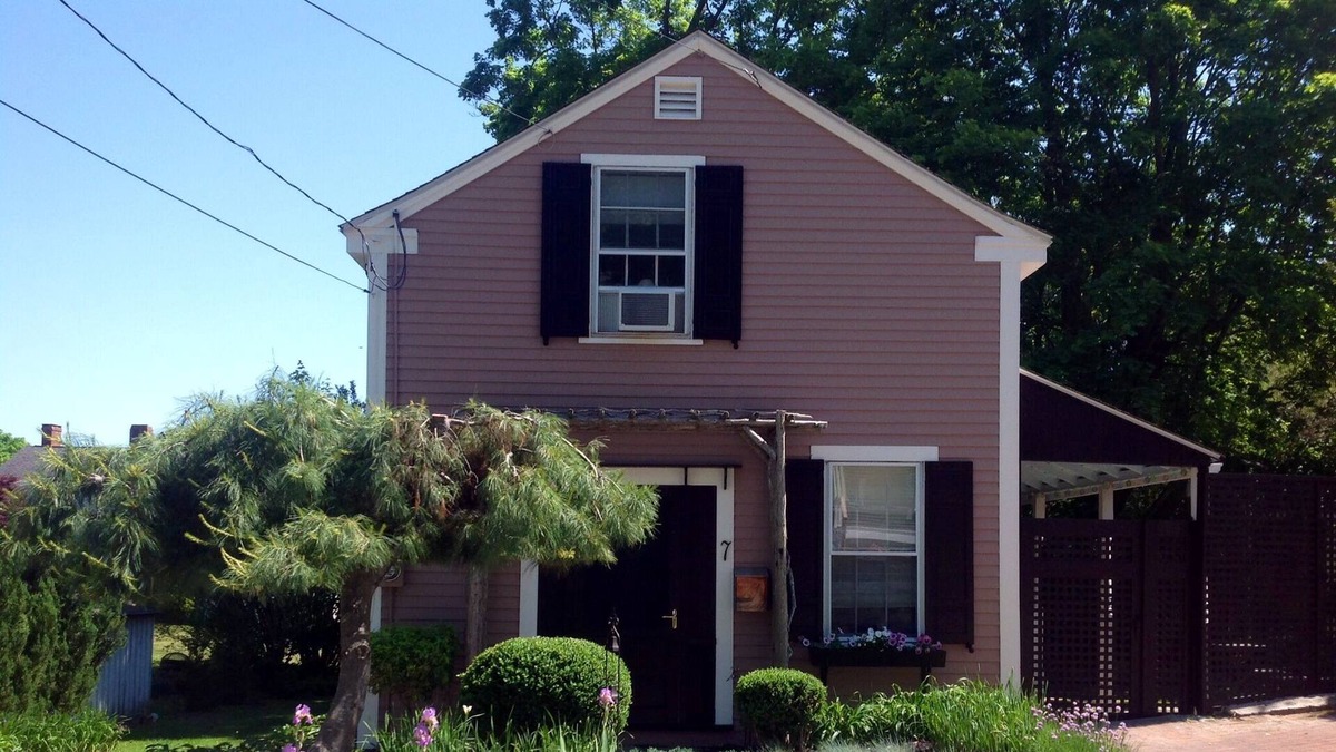 Mystic Cottage | Beautifully Renovated Two Bedroom Cottage in the Heart of Downtown Mystic.