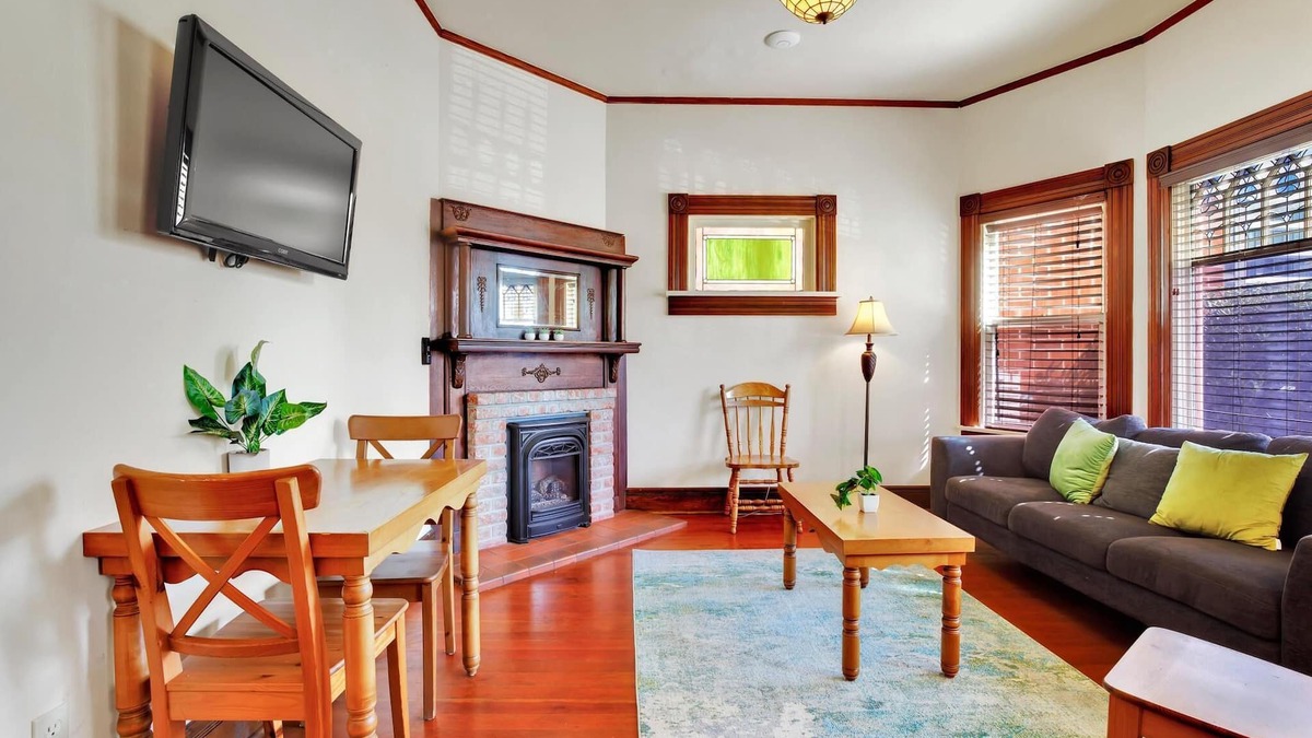 Downtown San Diego House | Beautifully Restored Downtown Victorian